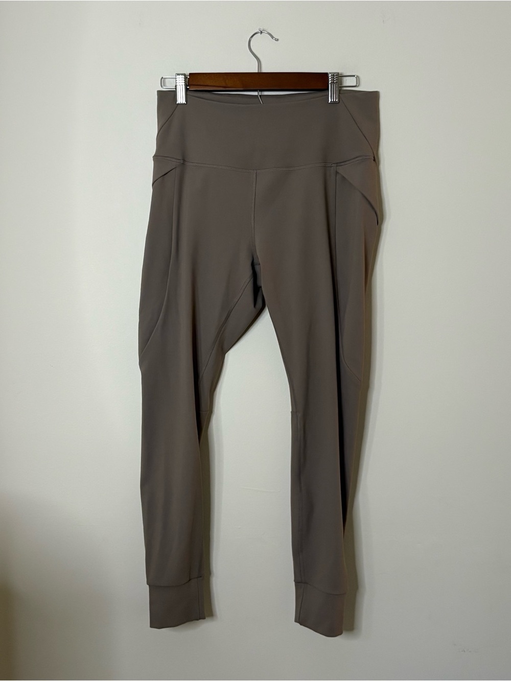 Avalanche Women’s Large Beige Tank Leggings Leisure Neutral U7